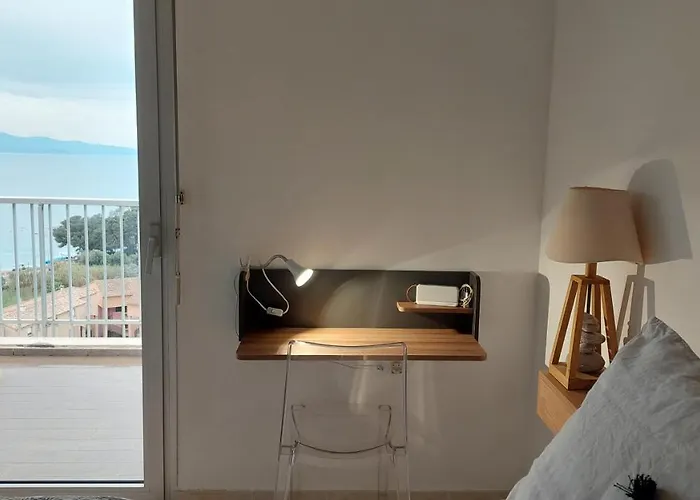 Un Balcon Sur La Appartement Ajaccio (Corsica)