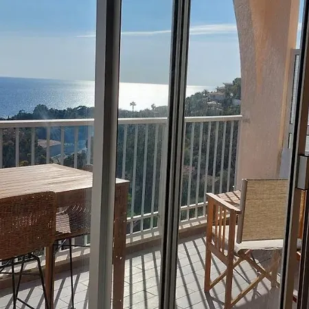 Apartment Un Balcon Sur La